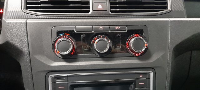 VOLKSWAGEN Caddy usata 15
