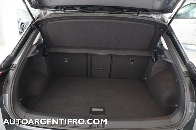 VOLKSWAGEN T-Roc usata, con Fari LED