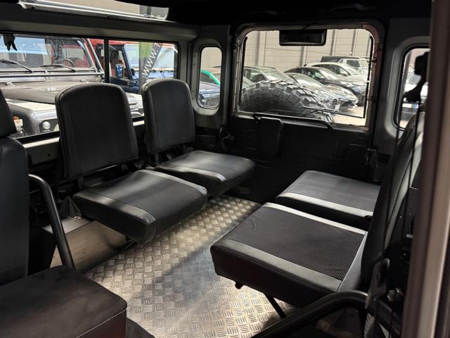 LAND ROVER Defender usata, con Bracciolo