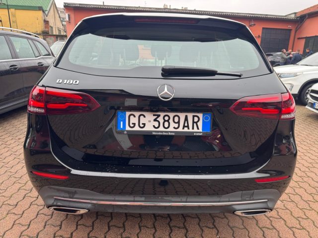 MERCEDES-BENZ B 180 usata, con Alzacristalli elettrici
