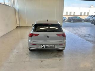 VOLKSWAGEN Golf usata, con Autoradio