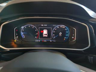 VOLKSWAGEN T-Roc usata, con Controllo automatico clima
