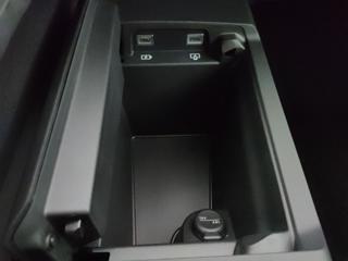 PEUGEOT 3008 usata, con Sedile posteriore sdoppiato