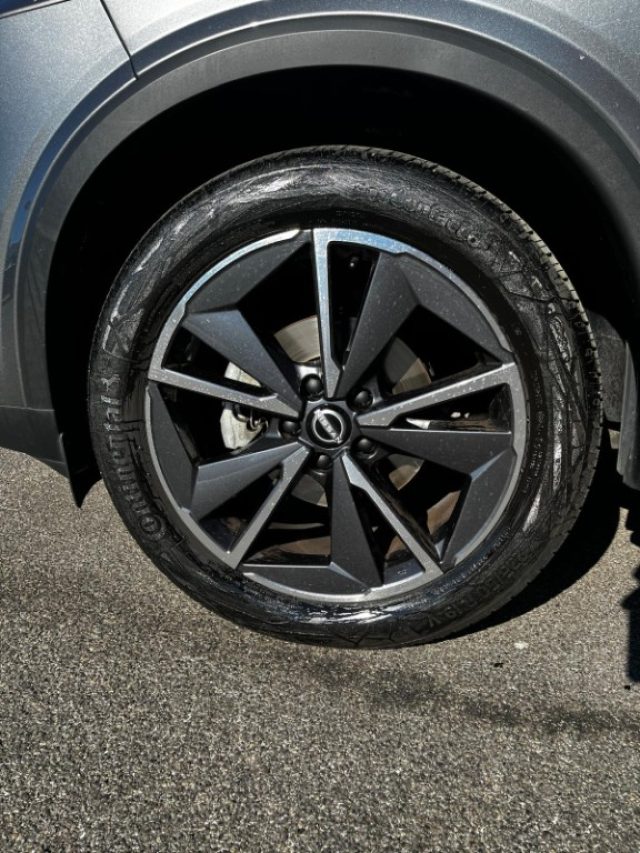 NISSAN Qashqai usata, con Climatizzatore