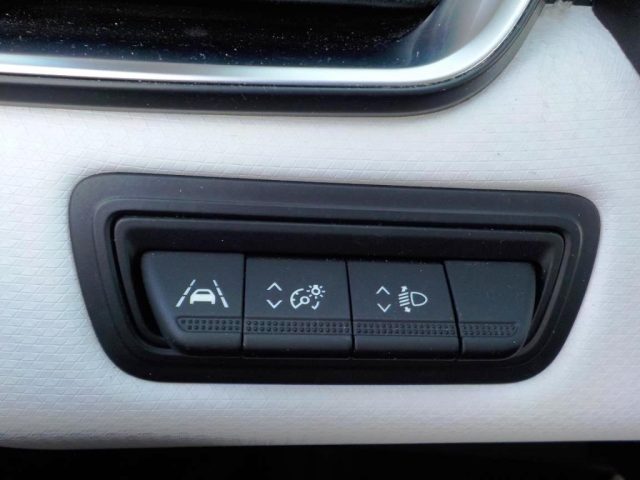 RENAULT Clio usata, con Sistema di navigazione