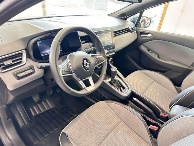 RENAULT Clio usata, con Climatizzatore