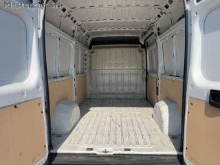 PEUGEOT Boxer usata, con Climatizzatore