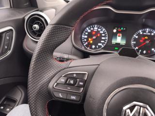 MG ZS usata, con USB