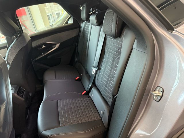 PEUGEOT 3008 usata, con Sensore di pioggia
