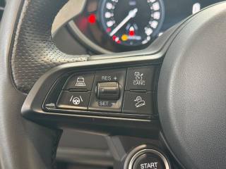 ALFA ROMEO Stelvio usata, con Sensori di parcheggio posteriori