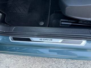 VOLKSWAGEN Golf usata, con USB