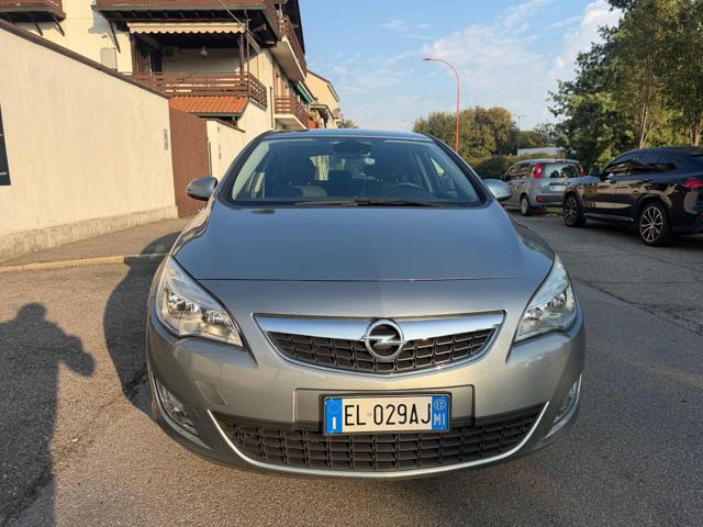 OPEL Astra usata, con Cerchi in lega
