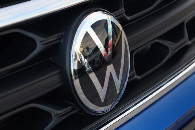 VOLKSWAGEN T-Roc usata, con Fari bi-xeno