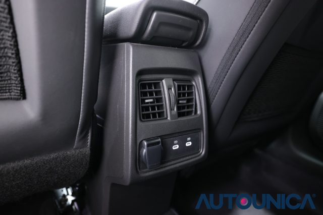 RENAULT Captur usata, con Luci diurne