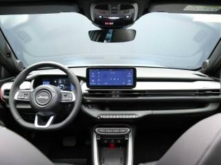 JEEP Avenger usata, con Autoradio