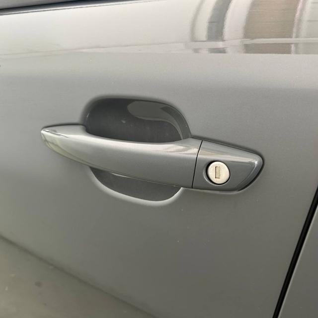 PEUGEOT 2008 usata, con Sensori di parcheggio posteriori