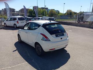LANCIA Ypsilon usata, con Park Distance Control
