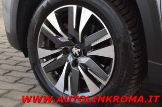 PEUGEOT 2008 usata, con Sensori di parcheggio posteriori