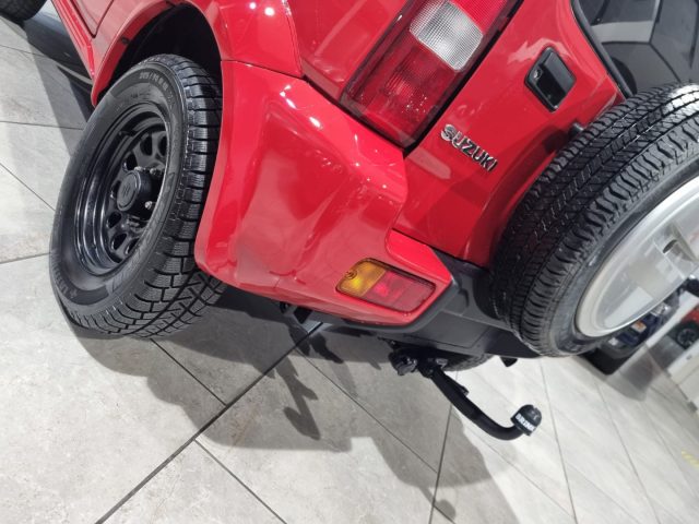 SUZUKI Jimny usata, con Servosterzo
