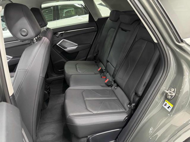 AUDI Q3 usata, con Sensori di parcheggio posteriori