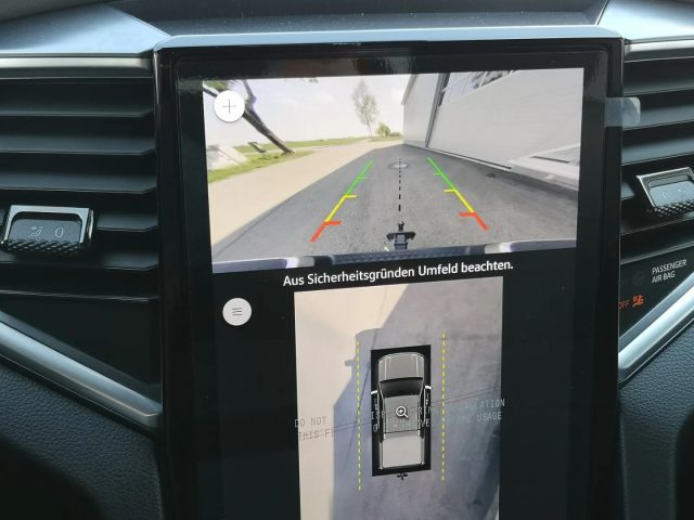 VOLKSWAGEN Amarok usata, con Boardcomputer