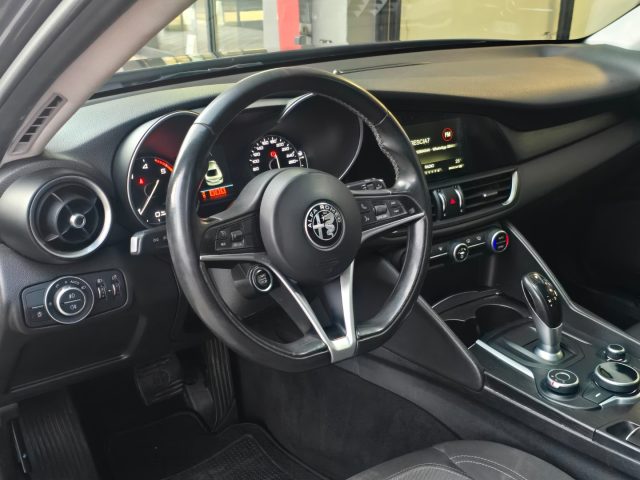 ALFA ROMEO Giulia usata, con USB