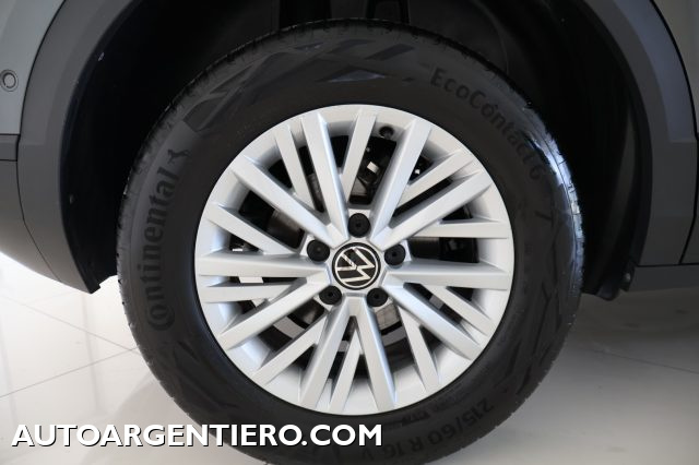 VOLKSWAGEN T-Roc usata, con Autoradio digitale