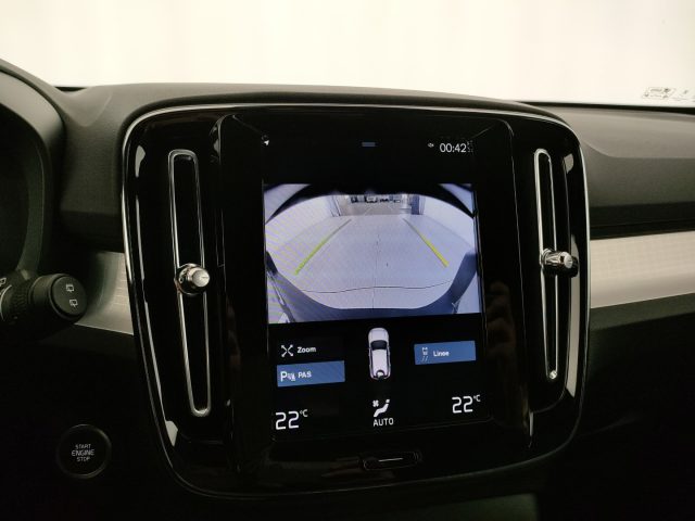 VOLVO XC40 usata, con Volante in pelle