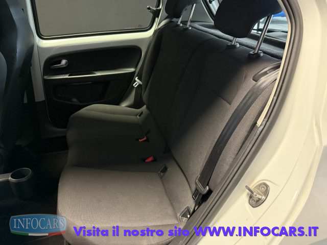 VOLKSWAGEN up! usata, con Boardcomputer