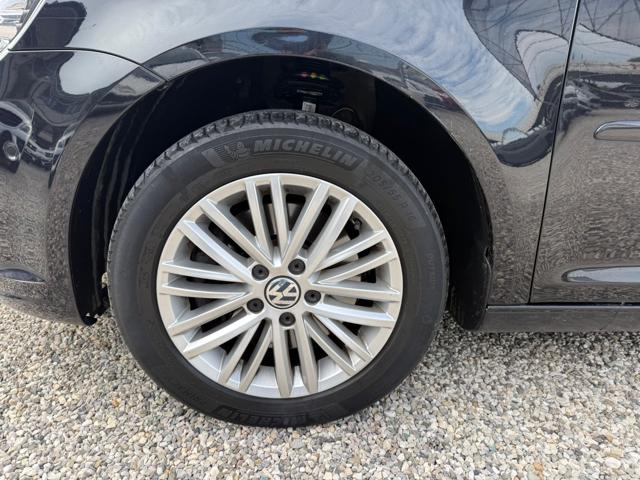 VOLKSWAGEN Touran usata, con Boardcomputer