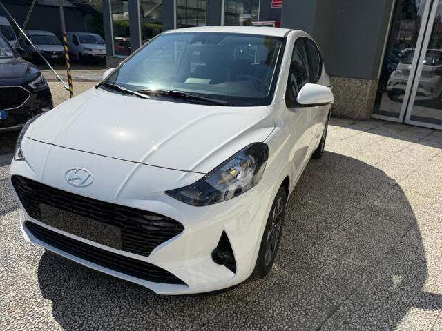 HYUNDAI i10 usata, con Specchietti laterali elettrici