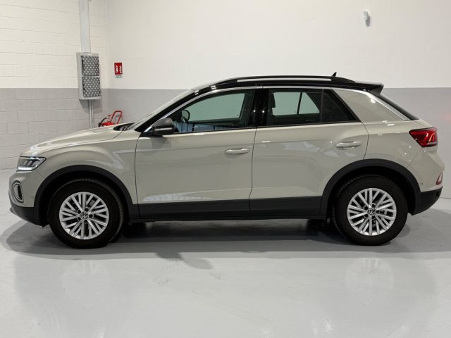 VOLKSWAGEN T-Roc usata, con Autoradio