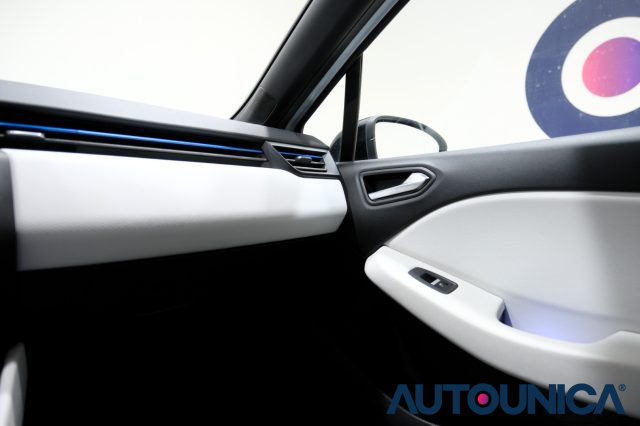 RENAULT Clio usata, con Monitoraggio pressione pneumatici