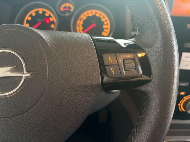 OPEL Zafira usata, con Airbag testa