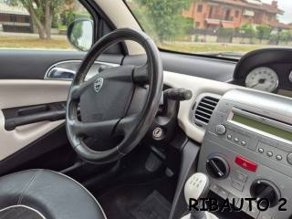 LANCIA Ypsilon usata, con Fendinebbia