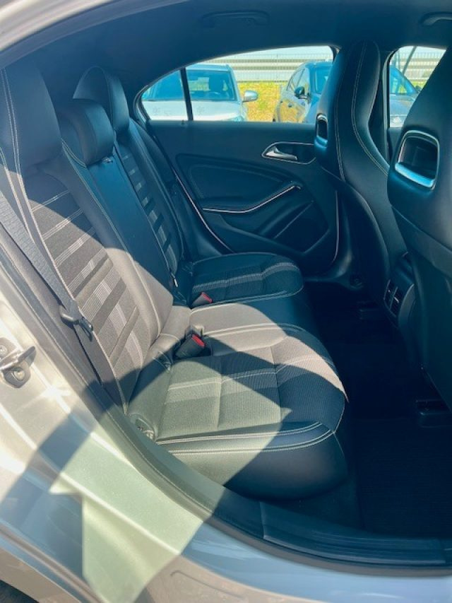 MERCEDES-BENZ A 200 usata, con Cruise Control