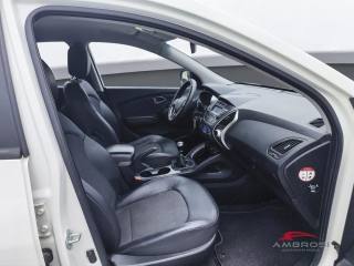HYUNDAI iX35 usata 10