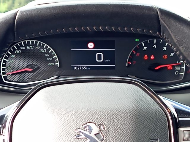 PEUGEOT 2008 usata, con Frenata d