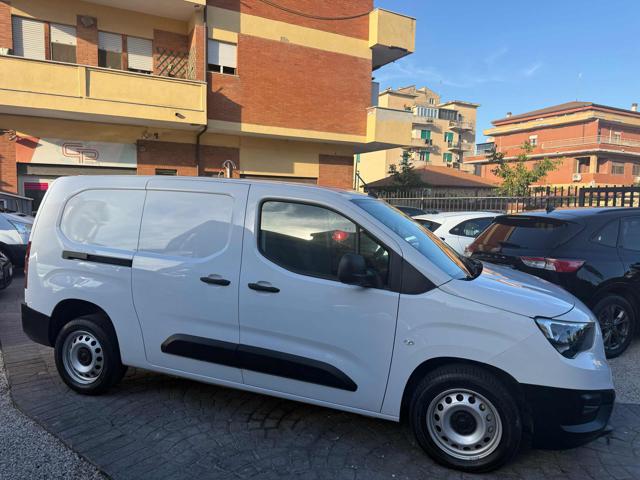 OPEL Combo usata 14