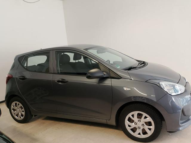 HYUNDAI i10 usata, con Servosterzo
