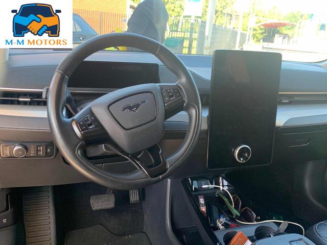 FORD Mustang Mach-E usata, con Interni in pelle