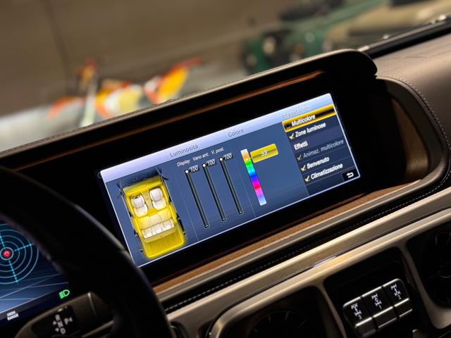 MERCEDES-BENZ G 500 usata, con USB