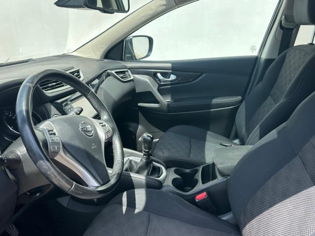 NISSAN Qashqai usata, con Climatizzatore