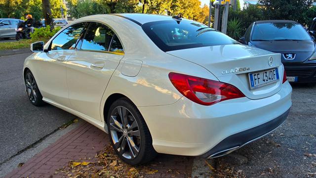 MERCEDES-BENZ CLA 200 usata, con Alzacristalli elettrici