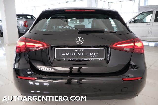 MERCEDES-BENZ A 180 usata, con Alzacristalli elettrici