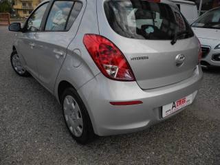 HYUNDAI i20 usata 54