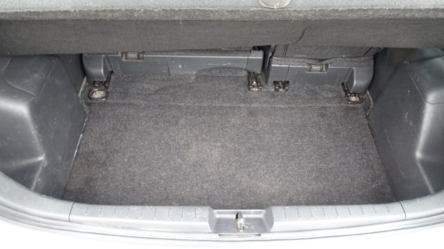 TOYOTA Yaris usata, con Fendinebbia