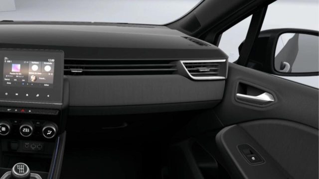 RENAULT Clio usata, con Controllo trazione