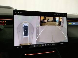 LOTUS Emeya usata, con Autoradio digitale