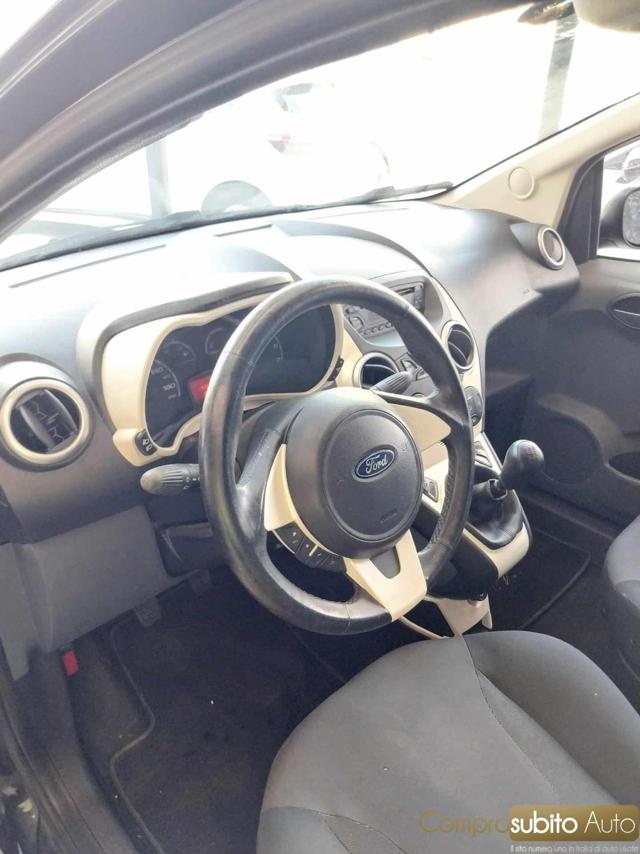 FORD Ka+ usata, con Servosterzo